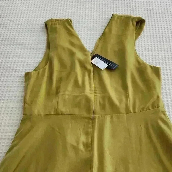 BANANA REPUBLIC PINTUCK BODICE MAXIh DRESS - Picture 9 of 9